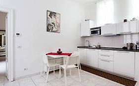 Isola And Zara Comfortable Apartment